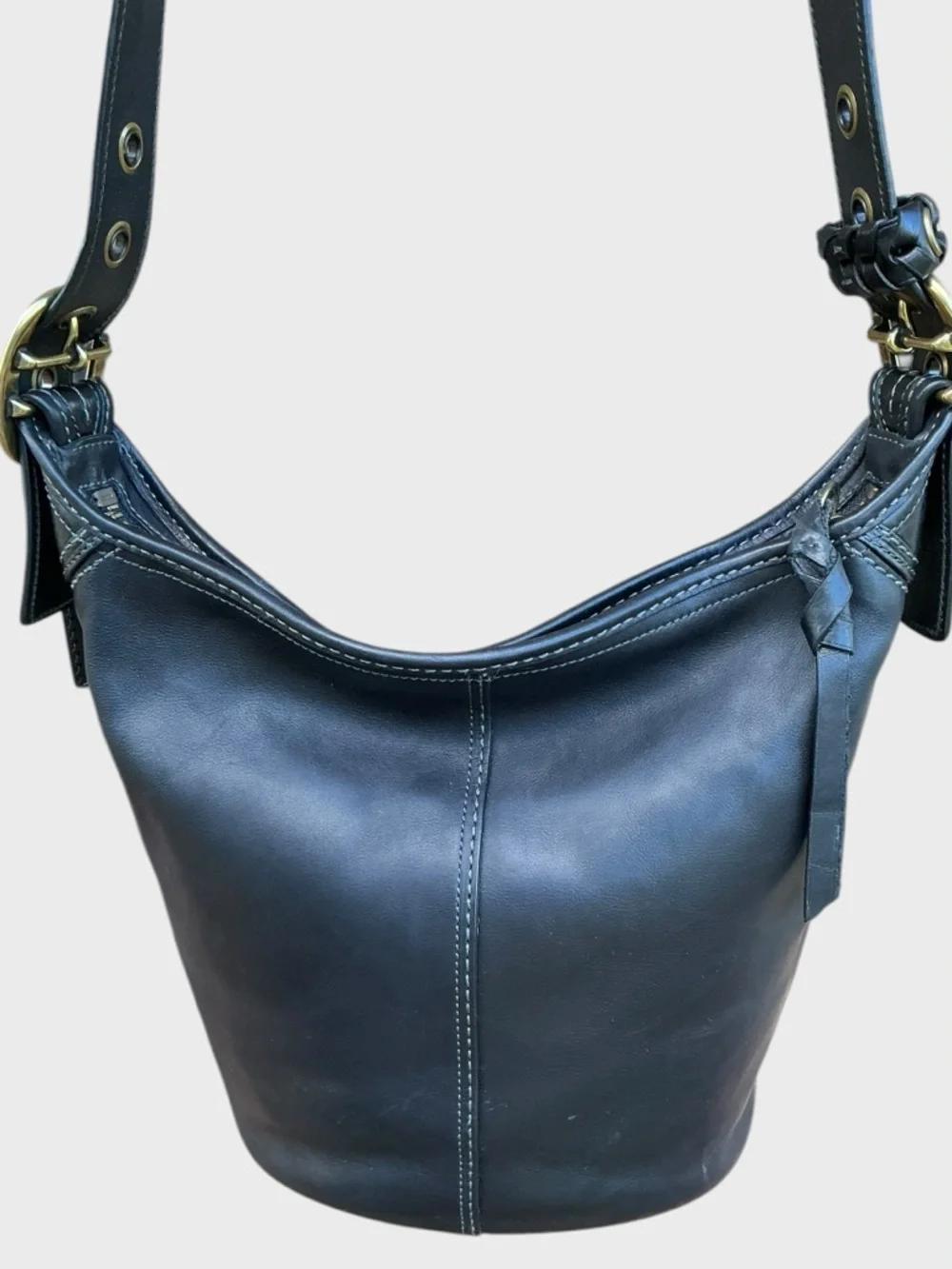 Vintage Coach Bleeker Legacy 11422 Black Glove Leather Bucket Bag USA Era